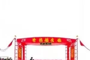 十万条评论情绪曲线折线封面图